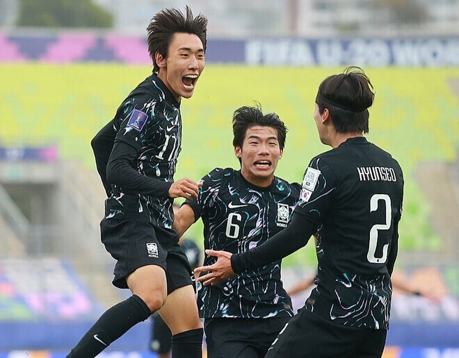 「日本が奇跡的に韓国を救った」韓国が敗退危機→16強進出決定で母国メディアは歓喜！船越ジャパンの“アシスト”に感服「なぜこんなことが起きた？」【U-20W杯】