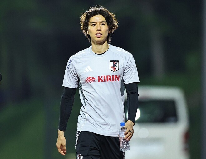 「どん底を見た…」昨季MVPの日本代表MFがまさかの控えに降格。本人が心中を吐露「メンタル的にきつかった」