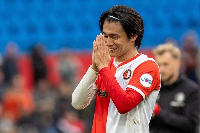 「本当に素晴らしい」絶好調のフェイエノールト上田綺世がリーグ週間MVPに選出！ 圧巻“８戦８発”で現地メディアも絶賛