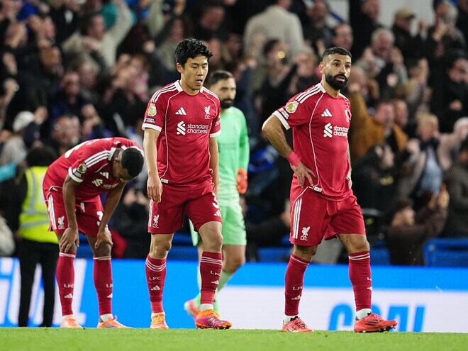 「昨季との差は明らか」「チームの問題点は…」まさかの公式戦３連敗。不振が続くリバプールの課題を英国人記者が指摘！「チャンピオンの風格が感じられない」【現地発】