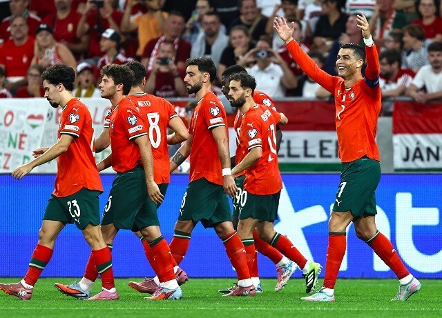 「家族は『そろそろだ』『なぜ1000点も取りたいの？』って」40歳C・ロナウドが明かした引退、ポルトガル代表への想い「可能なら代表だけでプレーしたい」