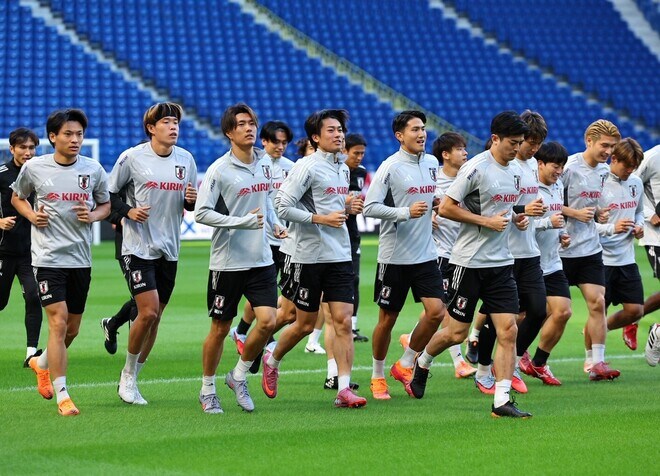 日本代表がパラグアイ戦に向けて前日練習を実施。２人が別メニュー、明日の試合は欠場が決定的