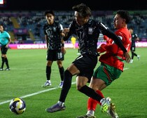 「見てるだけ」韓国が痛恨OG「なぜじっとしている？」モロッコ戦の失点にファン悲嘆。「試合自体は面白い」の声も【U-20W杯】