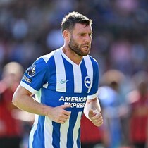 「多くの選手にできないことができる」プレミアの39歳レジェンドが日本人MFを絶賛！「ファンの大のお気に入りだ」