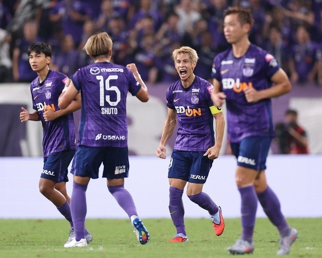 広島が３大会ぶり４度目の決勝進出！ 横浜FCにホームで２－１勝利、２戦合計４－１で勝ち上がる【ルヴァン杯準決勝第２戦】