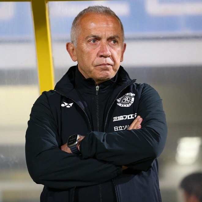 「当初は技術レベルが低かった」元柏指揮官ネルシーニョが語った、日本サッカーの驚異的成長「今の日本人選手は…」