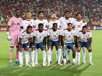 「スポーツの域を超えた偉業」「最も感動的な物語だ」人口60万人の小国がW杯初出場決定で海外衝撃！８度出場の強豪がまさかの２位に…「希望を打ち砕かれた」【W杯予選】