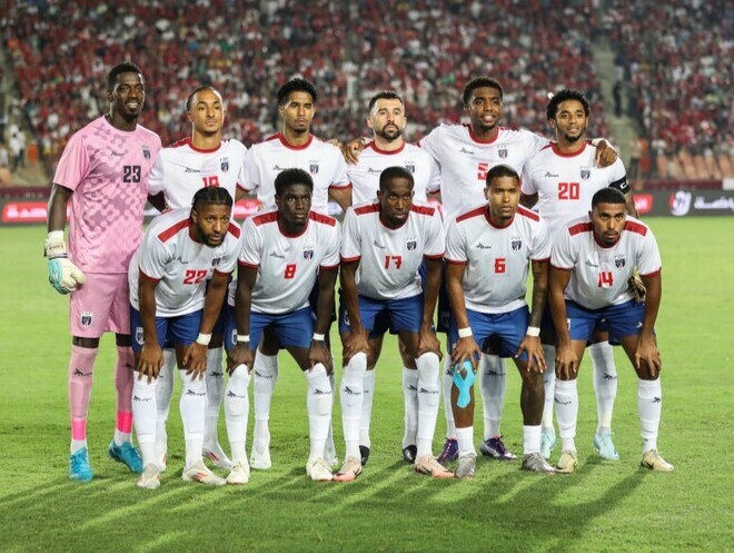 「スポーツの域を超えた偉業」「最も感動的な物語だ」人口60万人の小国がW杯初出場決定で海外衝撃！８度出場の強豪がまさかの２位に…「希望を打ち砕かれた」【W杯予選】