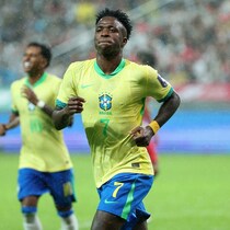 「なんだこの最終ラインは」「１失点はありえそう」日本戦に臨むセレソンの先発11人に現地の反応は？「エステバンがいないのか」