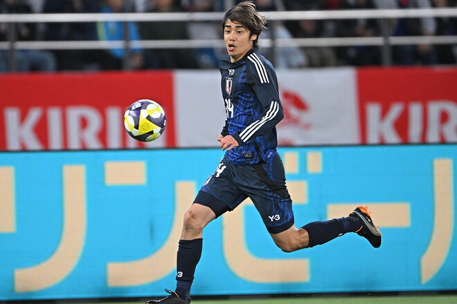 流れを明らかに変えた“切り札”伊東純也。持ち前のドリブル突破と正確無比のクロスでブラジルを混乱に陥れた【日本代表】