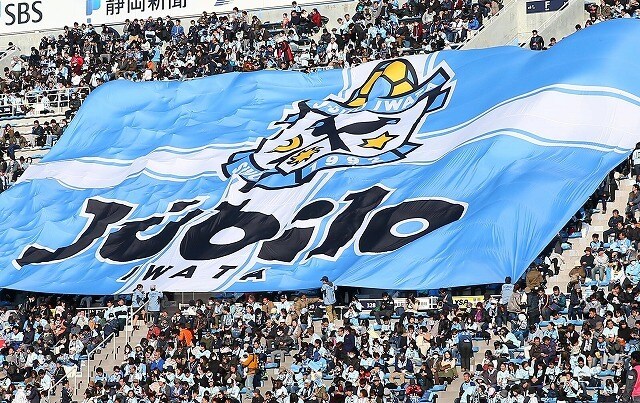 英有力紙が2008年生まれのベストタレントを発表！日本から唯一選出された逸材は？ 今夏のデビュー時に指揮官驚嘆「16歳があれほどのプレーを見せるなんて」