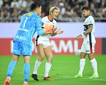 「優勝には必要な勝ち点１」鹿島はアウェー神戸戦でスコアレスドロー。ファンの反応は？ ビッグセーブ披露の守護神に「今日もHAYAは平常運転！」