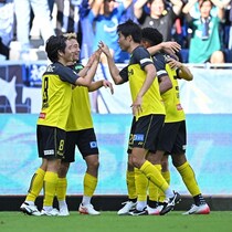 「強すぎだろ」ルヴァン杯で大逆転劇→J１でも絶好調！ ガンバに前半だけで３発の柏に「やばいよーやばいねー」「えぐすぎるって」の声