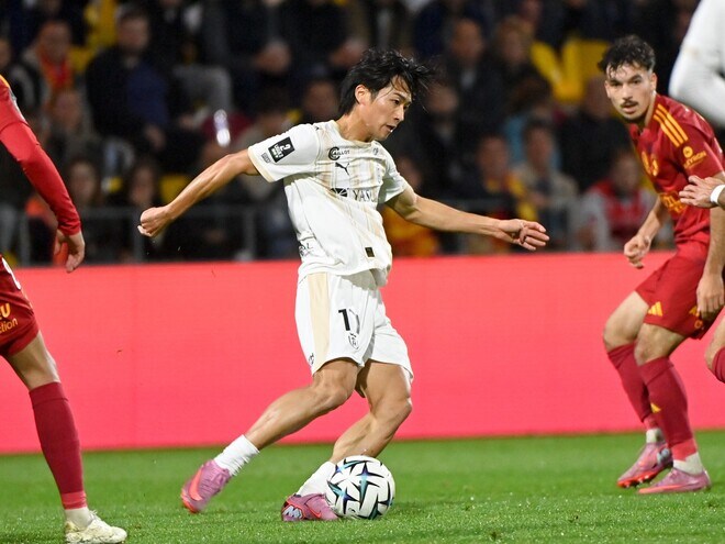 「２部の選手じゃない」「キレッキレやん」今季５戦３発！ 中村敬斗が決めた鮮やか一撃にファン注目「本当にシュートが上手い」