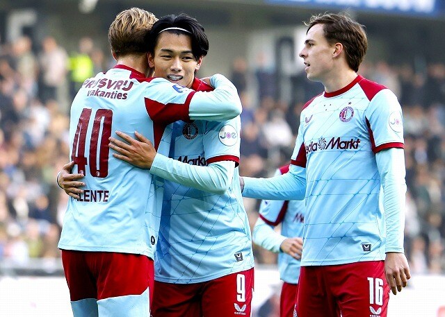 「アヤセに何の変化も見られない」前半だけでハット達成、今季９戦11発！なぜ上田綺世は素晴らしいのか――ファン・ペルシ監督が力説