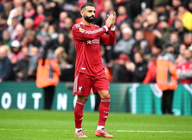 「夏にリバプールを去っても驚かない」不調の大エースを巡り、ルーニーが大胆予測！「限界が来たのかもしれない。認めたくないが…」