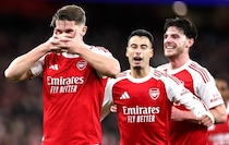 衝撃展開！プレミア首位アーセナル、アトレティコを４発粉砕！前半０－０→ヨケレス２発などで後半一気に！無傷のCL３連勝