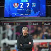 「プロとして痛手だ」仏王者にやられ放題…独強豪の新監督がっくり。惨敗を招いた魔の７分、「致命的だった」のは？【CL】