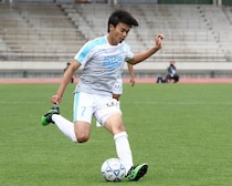 【揺れる大学サッカー界｜後編】シーズン移行のJリーグに示した総意。主力流出の抑止力が必要、金銭的な補償を提案