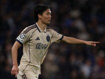 「みんな堂々と戦える」板倉滉はブラジル撃破の日本代表に何を感じたのか。自身が不在のなかで歴史的勝利、アヤックスの同僚からは「『強いな』と言われた」【現地発】