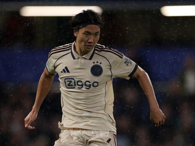 欧州メディアの記者に訊いたアヤックス板倉滉の評価！リアルな比較も「他のオランダ人選手と比べて…」【現地発】