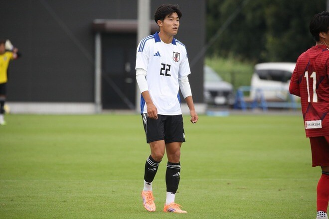 「W杯に行ったら人生が変わる」神村学園の偉大な先輩からの言葉が刺激に。DF竹野楓太はU-17W杯で自らの価値を高められるか【U-17日本代表】