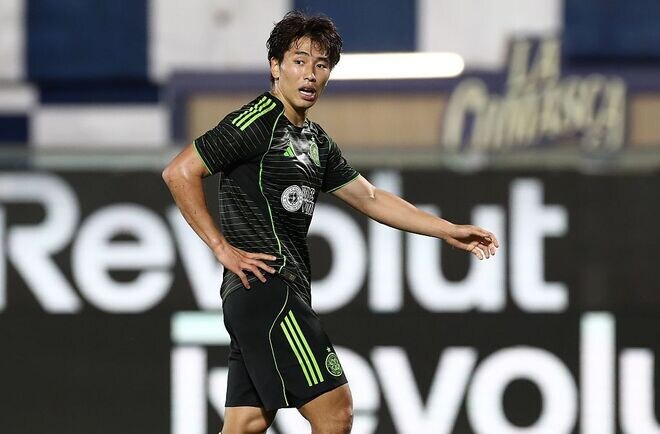 「Jリーグで2得点のCFを獲得したのは狂っている」名門加入の日本人FWは2か月出番なし…現地ファンは契約&起用法を疑問視「誰が彼を獲得したのか」「途中出場で見たい」