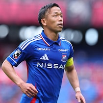 前節の浦和戦４ー０に続き、今節は広島に３ー０の横浜FM。リーグ連勝で勝点を37に伸ばし、J１残留へ一歩前進