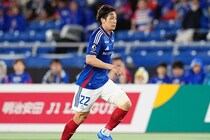 広島に３発完勝の横浜FM。角田涼太朗が試合後に数秒間、その場で両手を突き上げた真意「安堵というか、ホッとした気持ちが大きかった」