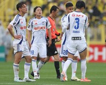 新潟がJ２降格決定直後に声明「トップチーム強化、組織運営の至らなさが、このたびの結果をまねいた」