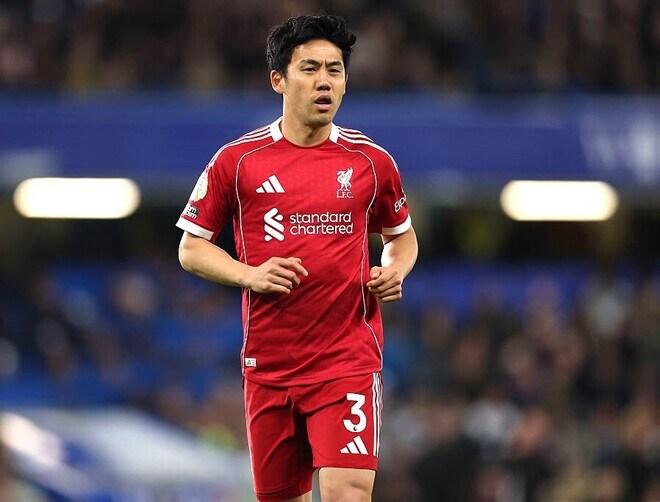 いまだスタメンなし…衝撃４連敗のプレミア王者、日本代表主将の先発待望論が噴出！「最大の問題を解決する」