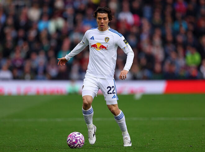 「先発すると20試合無敗」まさかのバックアッパー降格→７戦ぶりスタメンの日本代表MF、継続起用を地元メディアが提言！レギュラーに復帰すべき「理由を証明した」