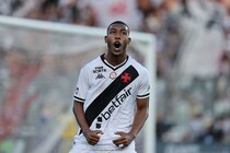 「アドリアーノよりはるかに上」ブラジルの新たな至宝に欧州ビッグクラブがこぞって熱視線。「とてつもないスケールだ」【現地発】