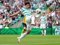 「ベンチよりも家で過ごす時間のほうが多い」名門で冷遇される日本人FW、指揮官の電撃退任で“恩恵”か「出場機会が増えるかもしれない」