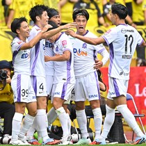 “ロングスローの恐怖”を味わった柏。セットプレーで流れを引き寄せた広島でとりわけ印象的だった選手は…【ルヴァン杯決勝／コラム】