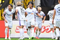 「何をしてでも勝ちたかった」待望の自身初タイトル！ 広島のジャーメイン良は優勝直後に何を語った？【ルヴァン杯決勝】