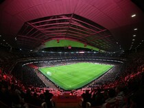 スタンドはキックオフ10分前でもがらがら…フットボールの本場イングランドの観戦文化【現地発】