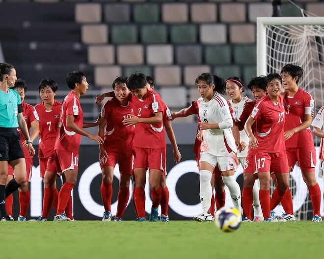 「強いと聞いてたけどこれほどとは」大量5得点。リトルなでしこを叩きのめした北朝鮮にネット衝撃「なんなんだ本当に」「すべてに完成度高かった」【U-17女子W杯】