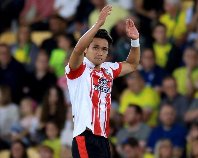 「出場機会がほとんどない」日本期待の22歳MF、“ワールドクラス”の衝撃弾→まさかの２か月出番なしに現地も困惑…冷遇された33歳指揮官の電撃解任は朗報か「悩んでいたに違いない」