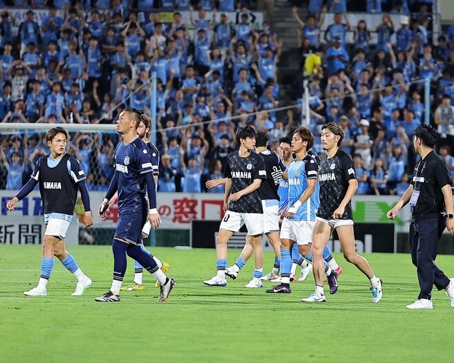 J１昇格争いに踏みとどまっている磐田。選手たちもようやく口にした二文字。指揮官は「見えるものは見えてきてる。期待してます」