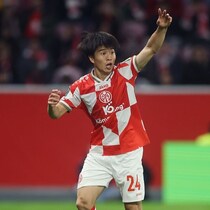 「とても良いレベルを保った」セリエA古豪を相手に奮闘した24歳日本人をイタリアメディアが高評価！ブラジル人DFとのデュエルは「うまく凌いで守備をさせた」【ECL】