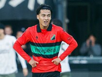 佐野航大が待望の今季初ゴール！ 鮮やかに相手２人を振り切り左足のシュートを突き刺す！ 途中出場の塩貝健人も追加点奪取