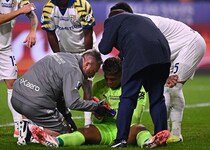 「大きな痛手だ」「パルマは愕然」W杯出場にも影響か…日本代表守護神の骨折にイタリアも騒然「ただの一選手の負傷ではない」