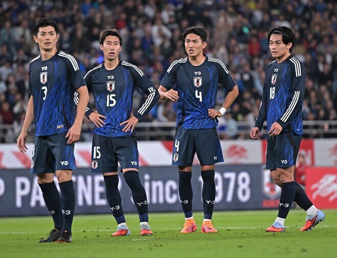 「日本が美しいシャツ以外をリリースしたことがあるか？」日本代表の新ユニホームに開催国メディアが感銘！「クオリティの悪いシャツを決して出さない」