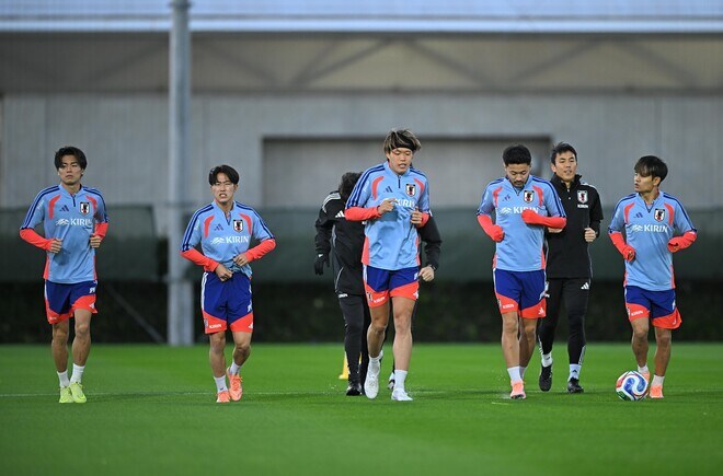 日本代表がガーナ&ボリビア戦に向けて始動!久保建英ら6人が屋外でトレーニング