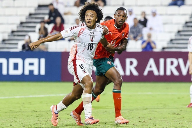 欧州王者撃破でGS首位突破。３バック→４バック→５バック、臨機応変な対応で示した廣山ジャパンの進化【現地発】