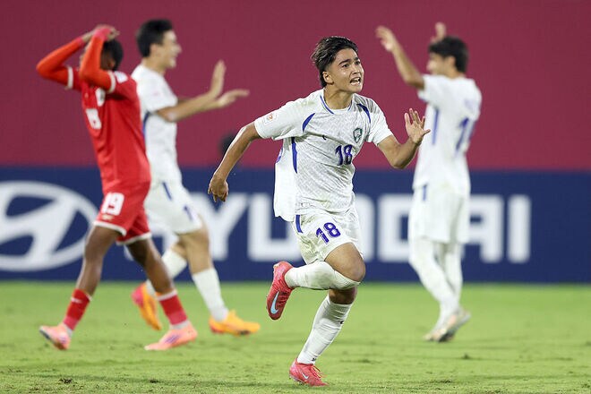 「やはりアジア最強だ」「凄まじい」後半に衝撃6ゴールのアジア王者に海外驚嘆!「ATに4点なんて見たことない」【U-17W杯】