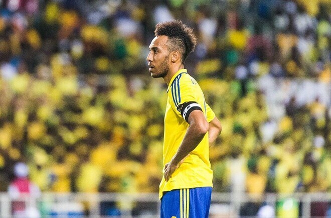 「すべてを失った」「恥ずかしい」“元アーセナルのエース”を擁するアフリカの雄、１－４敗戦で予選敗退決定…またも悲願のW杯初出場ならず国民落胆「このチームはW杯にふさわしくない」【アフリカ予選PO】