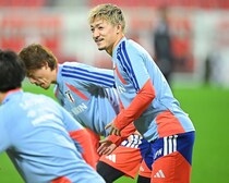 前田大然が吐露「スタメンで出るのが現状厳しい」。だからこそ11月シリーズに懸けている「途中から出た時に何をするかは分かっている」【日本代表】