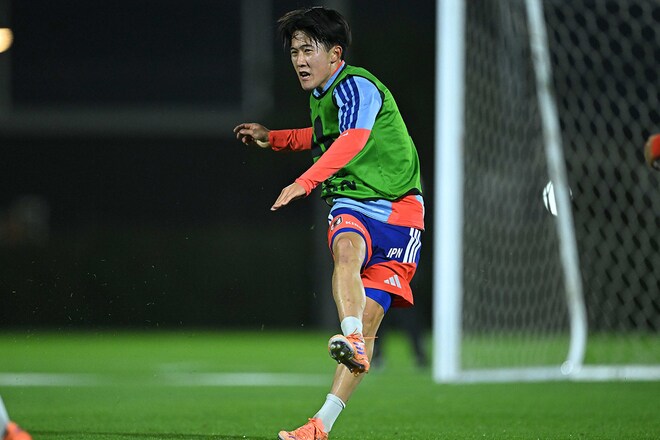 「一緒にプレーするためには…」久保建英との共演を“目標”に掲げる天才アタッカーの覚悟【日本代表】